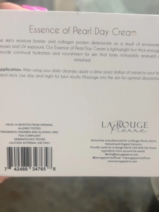 Essence of Pearl Day Cream - White & Gold - Picture 3 of 4